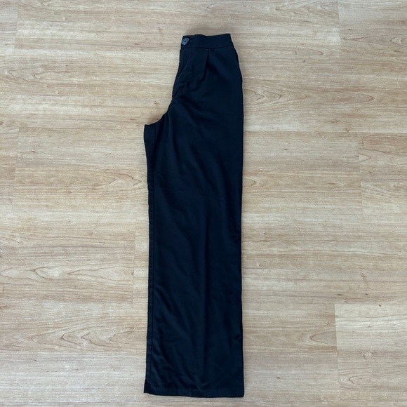 ASOS Stradivarius Wide Leg Relaxed Dad Pant (Black) - Picture 4 of 7